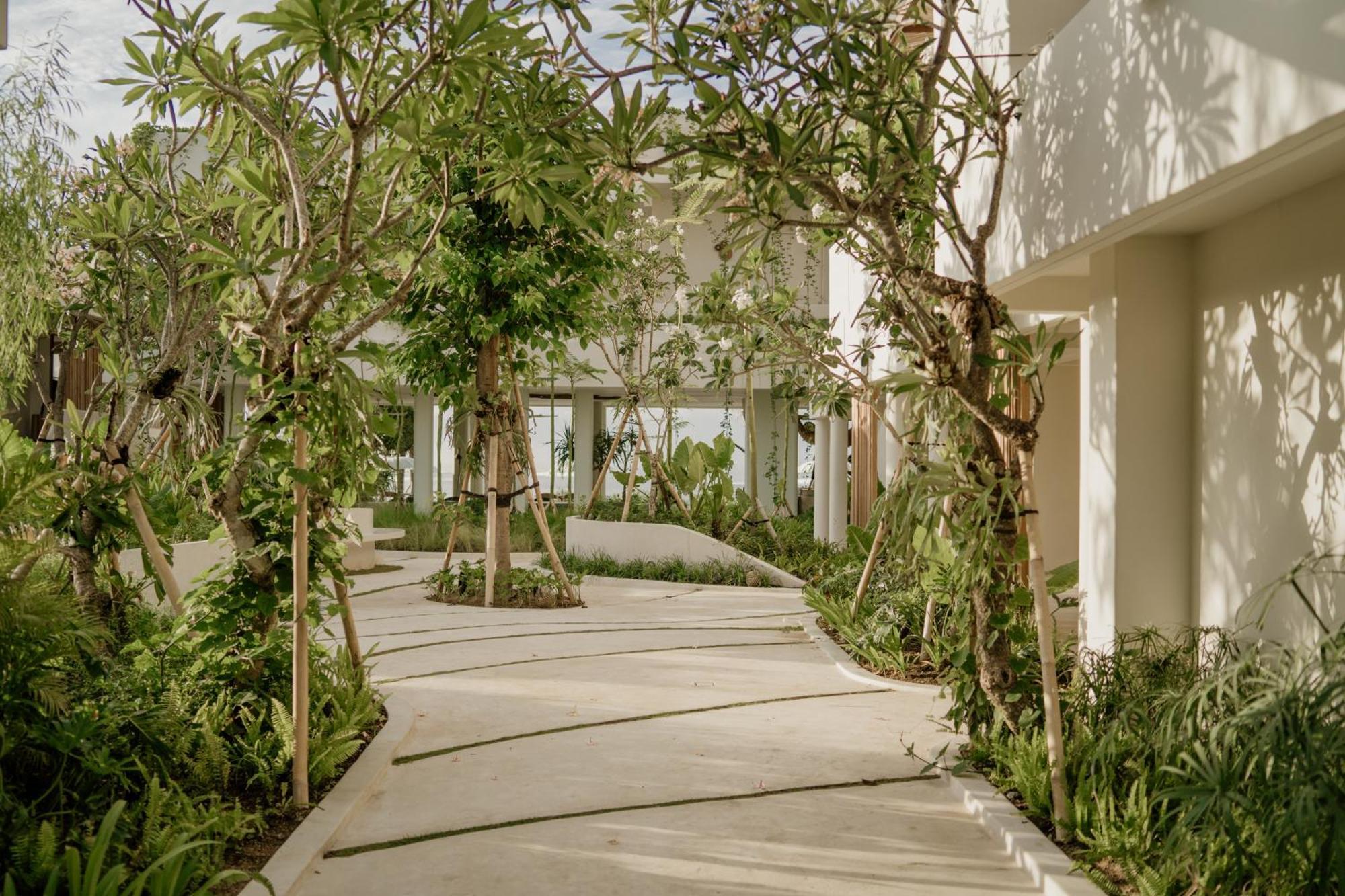 Oshom Bali At Nuanu Creative City Selemadeg Kültér fotó